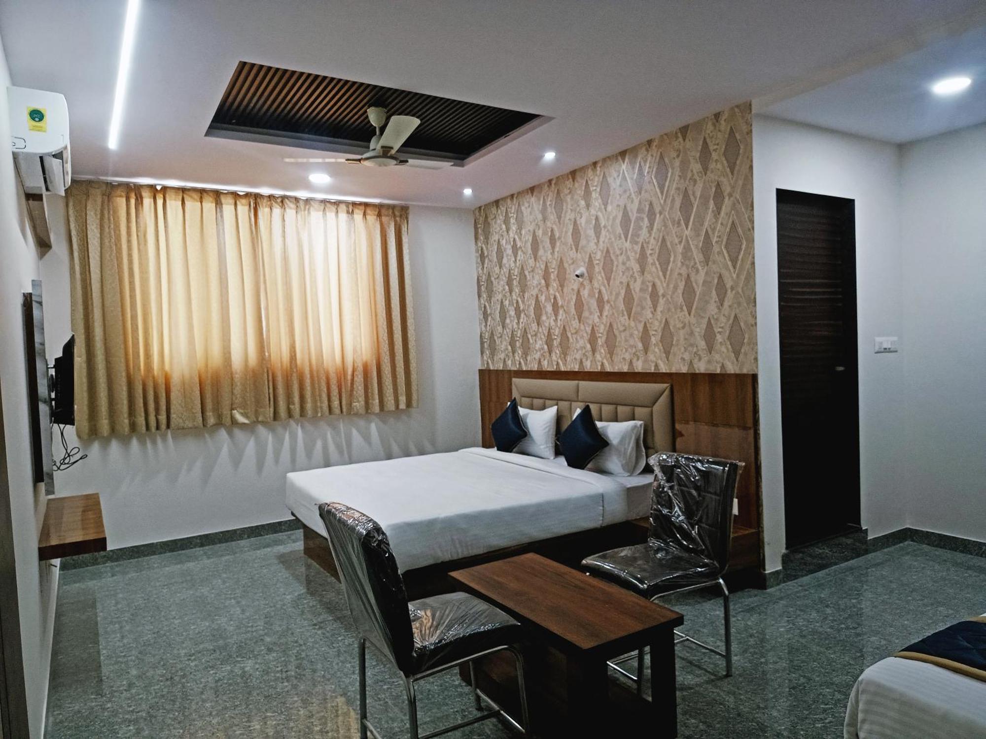 Hotel Achhu Palace Bangalore Ngoại thất bức ảnh