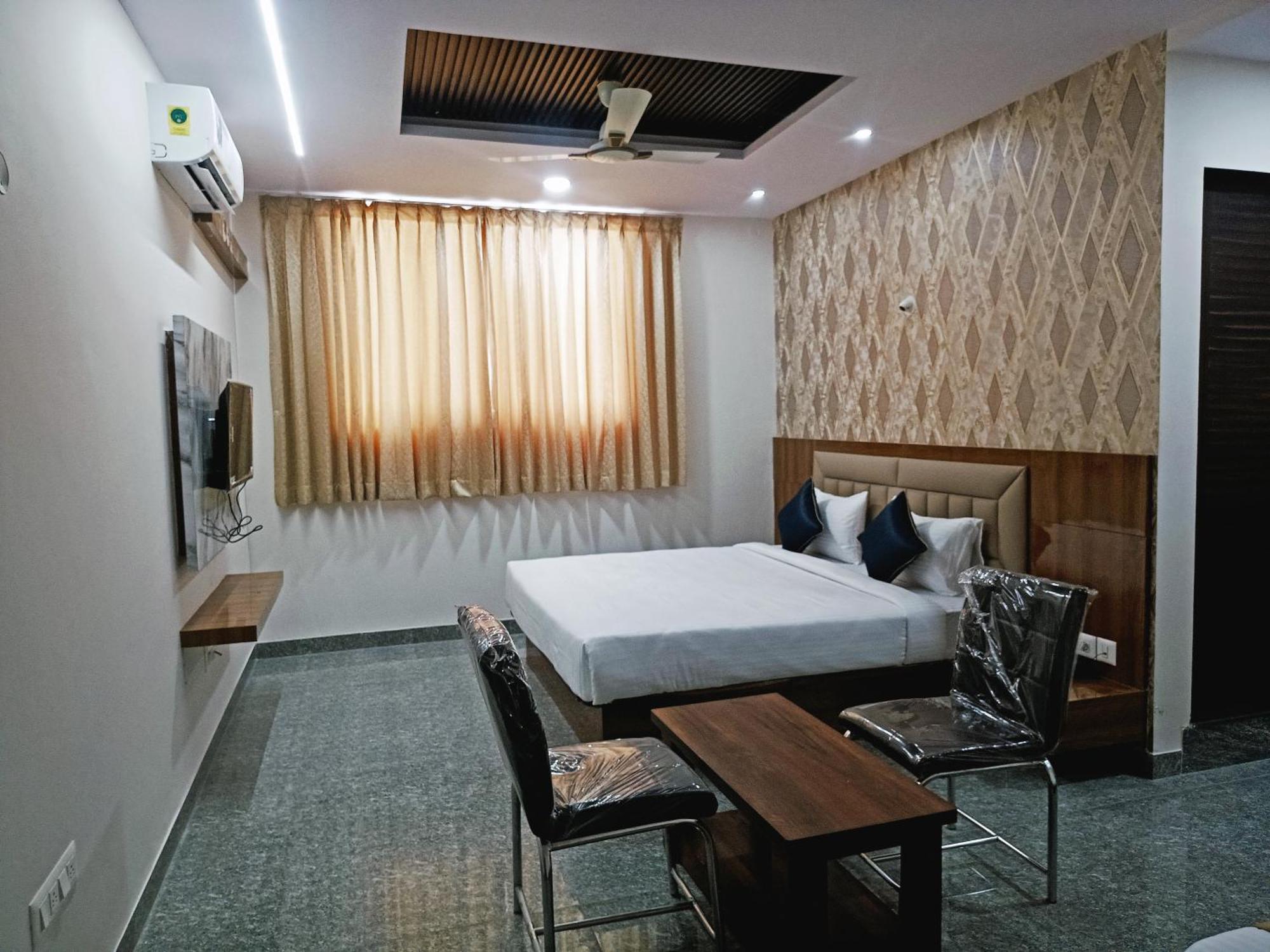 Hotel Achhu Palace Bangalore Ngoại thất bức ảnh