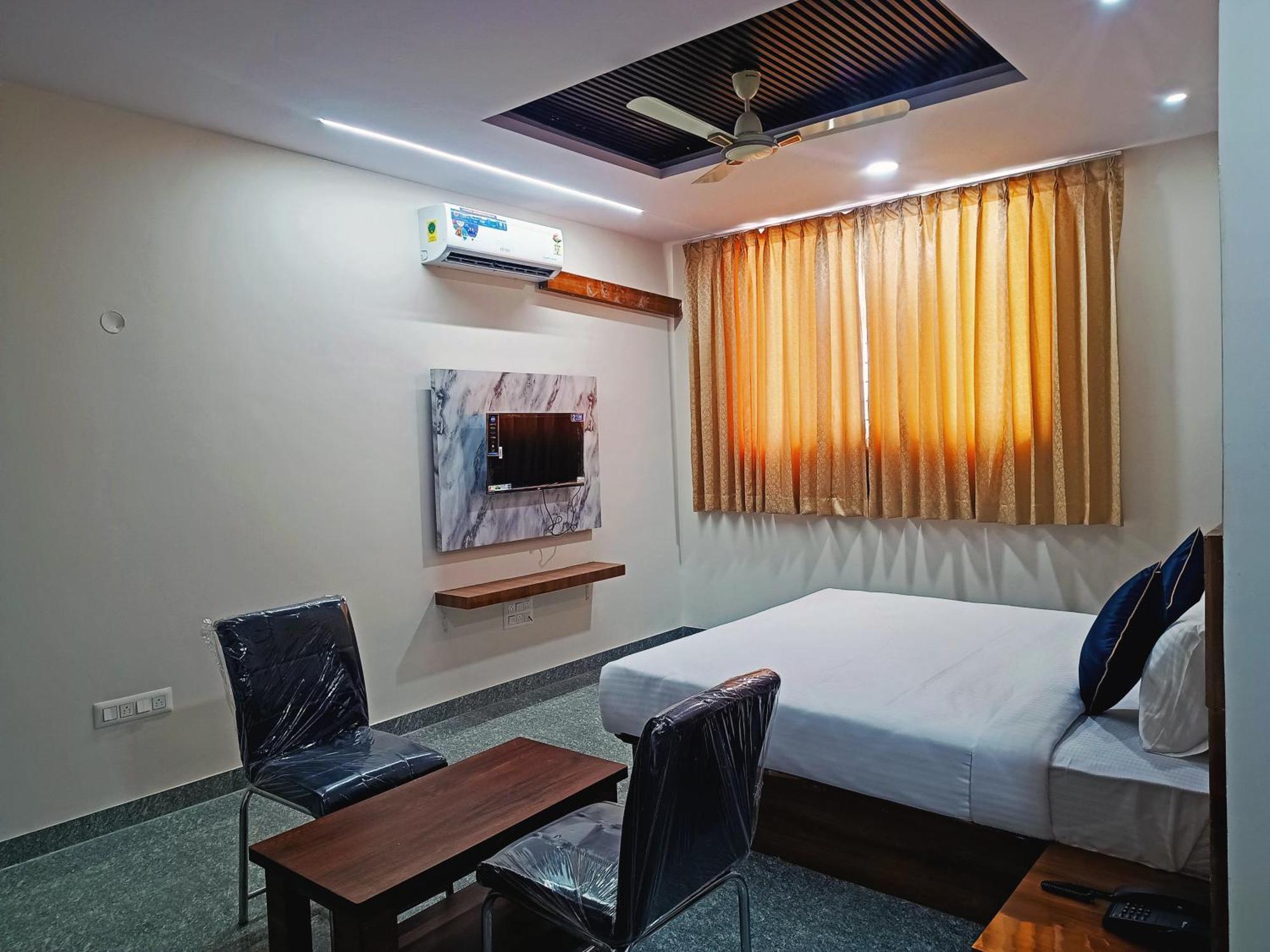 Hotel Achhu Palace Bangalore Ngoại thất bức ảnh