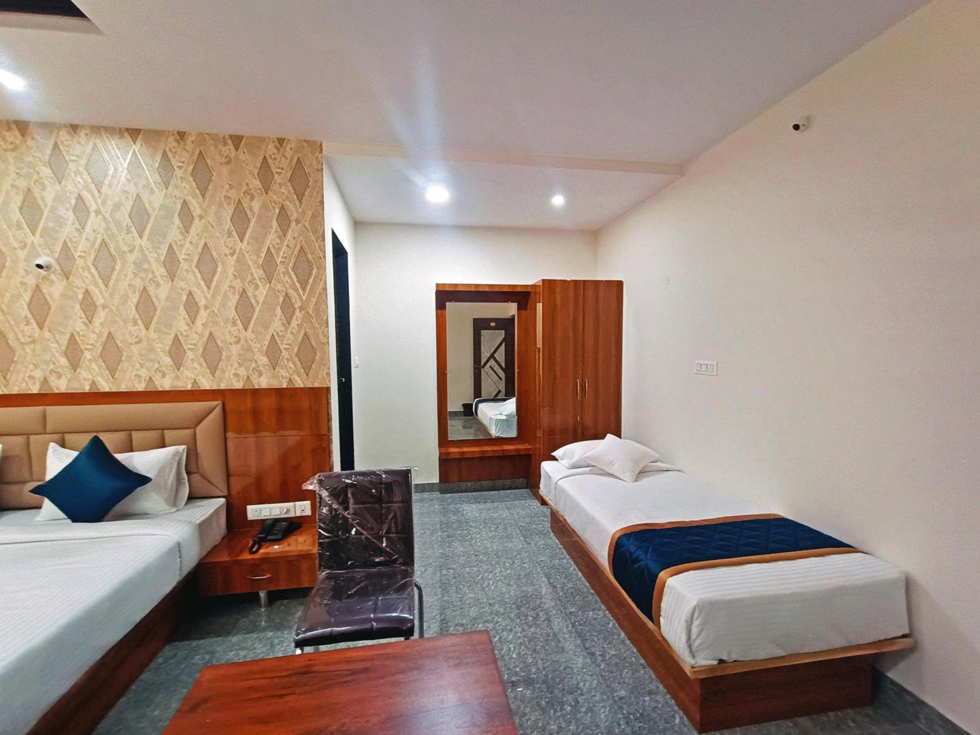 Hotel Achhu Palace Bangalore Ngoại thất bức ảnh
