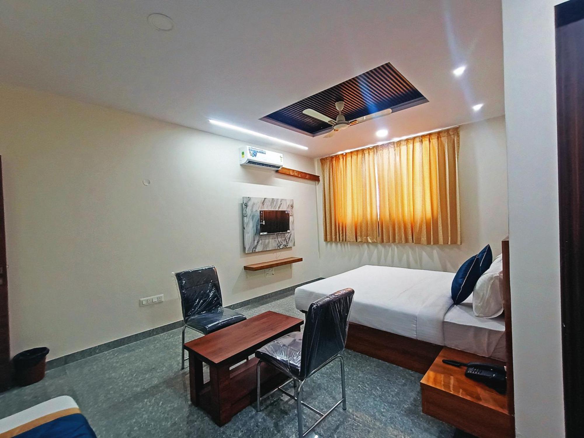 Hotel Achhu Palace Bangalore Ngoại thất bức ảnh