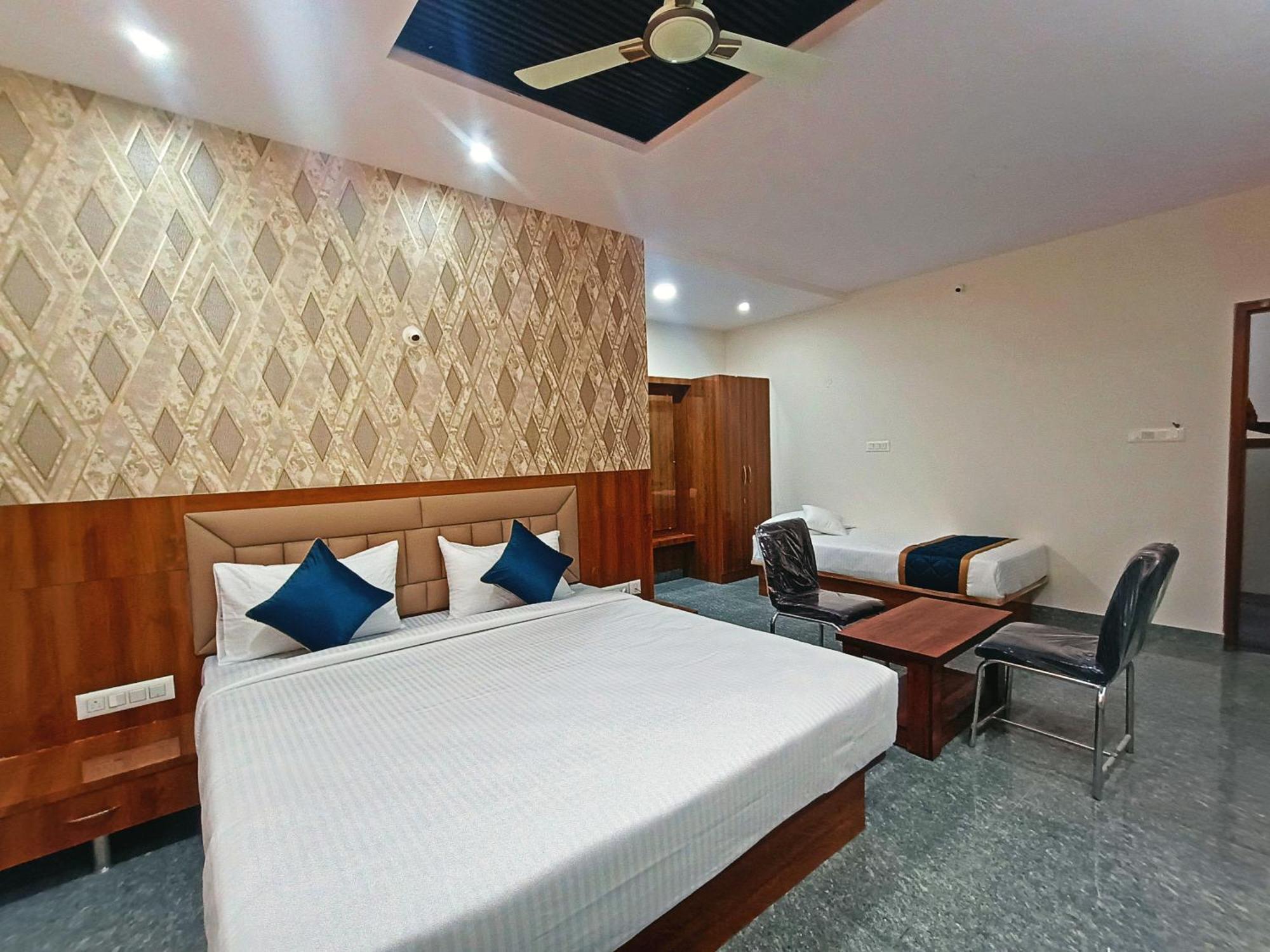 Hotel Achhu Palace Bangalore Ngoại thất bức ảnh